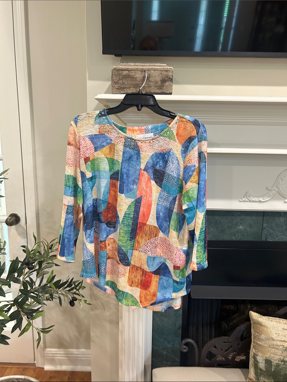 Alfred Dunner Colorful Abstract Scoop Neck Long Sleeve Top